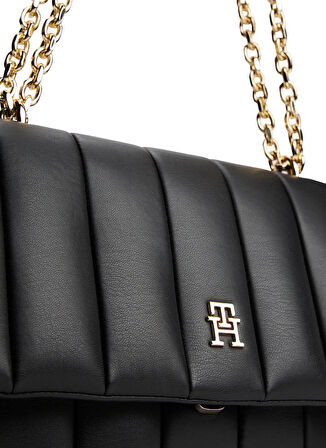 Tommy Hilfiger Siyah Kadın Çapraz Çanta AW0AW17669BDS