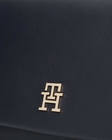 Tommy Hilfiger Modern Mini Kadın Çapraz Askılı Çanta | STD