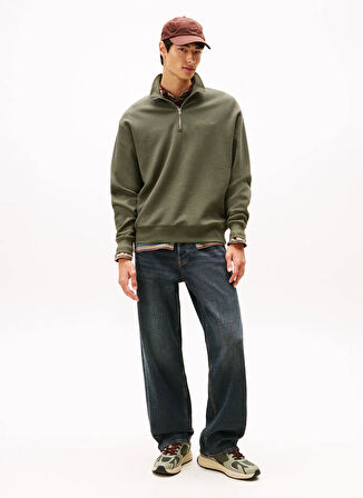 Tommy Jeans Fermuarlı Yaka Haki Erkek Sweatshırt DM0DM21880MRH TJM RLX WAFFLE SCRIPT