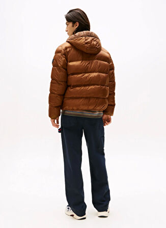 Tommy Jeans Kahve Erkek Mont DM0DM22044GVP TJM HOODED LOGO PUFFE
