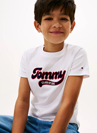 Tommy Hilfiger Baskılı Beyaz Erkek Çocuk T-Shirt KB0KB10118YBR