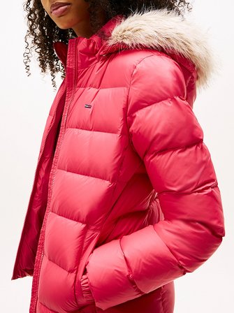 TOMMY HILFIGER Kadın Marka Logolu Kapüşonlu Şık Görünümlü Full Fermuarlı Günlük Kullanıma Uygun Kırmızı3 Mont DW0DW18312 XI5
