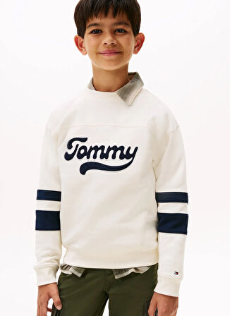 Tommy Hilfiger Baskılı Erkek Çocuk Ekru Sweatshırt KB0KB09985YA8