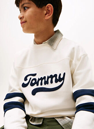 Tommy Hilfiger Baskılı Erkek Çocuk Ekru Sweatshırt KB0KB09985YA8