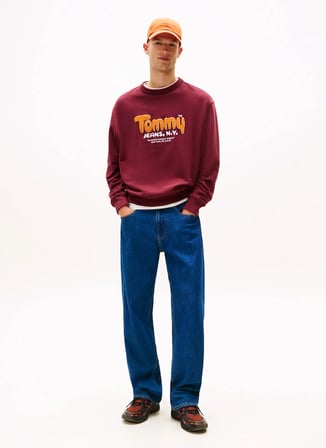 Tommy Jeans Bisiklet Yaka Bordo Erkek Sweatshırt DM0DM22087XIU TJM RLX BOUCLE FNT PL