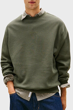 Tommy Jeans Erkek Sweat DM0DM21622 MRH