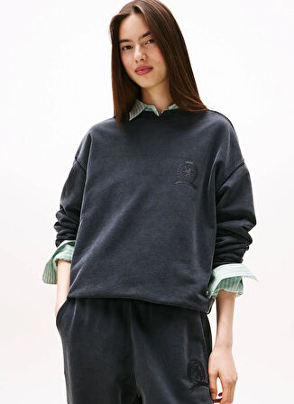 Tommy Jeans Yuvarlak Yaka Baskılı Siyah Kadın Sweatshırt DW0DW21586BDS