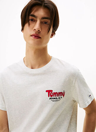 Tommy Jeans Bisiklet Yaka Baskılı Açık Gri Erkek T-Shirt DM0DM22049P09 TJM SLIM FONT PLAY TE