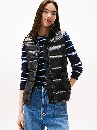 Tommy Hilfiger TJW Dar Kesim Fermuarlı Baskılı Kuş Tüyü Kadın Siyah Yelek DW0DW21622BDS
