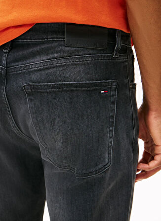 Tommy Jeans Normal Bel Siyah Erkek Denim Pantolon DM0DM224551BZ AUSTIN SLIM TPRD DI12
