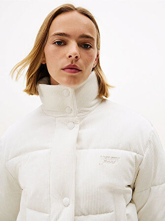 Tommy Hilfiger TJW Kadife Şişme Kadın Beyaz Ceket DW0DW21658YBH