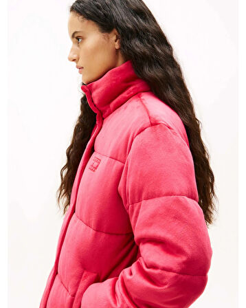 Tommy Hilfiger TJW Kapitone Kadife Şişme Kadın Kırmızı Ceket DW0DW21668XJP