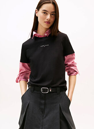 Tommy Jeans Yuvarlak Yaka Baskılı Siyah Kadın T-Shirt DW0DW21964BDS