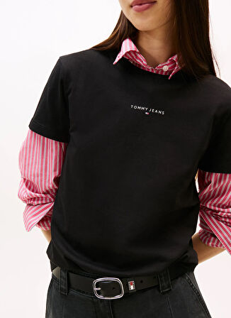 Tommy Jeans Yuvarlak Yaka Baskılı Siyah Kadın T-Shirt DW0DW21964BDS