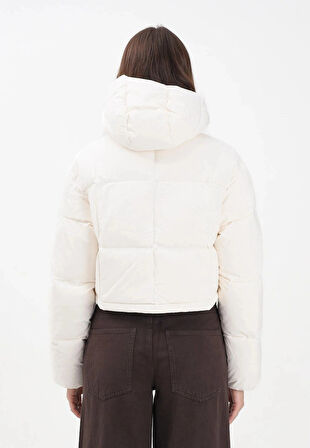 Tommy Hilfiger TJW Alaska Grid Kısa Kuş Tüyü Kadın Beyaz Ceket DW0DW21624YBH