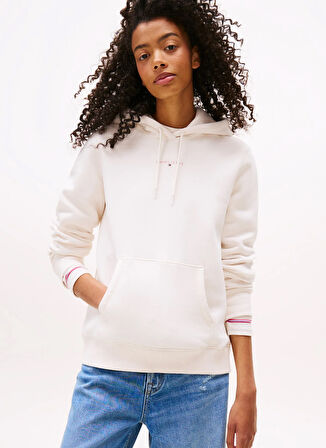 Tommy Jeans Kapüşon Yaka Baskılı Beyaz Kadın Sweatshırt DW0DW21963YBH