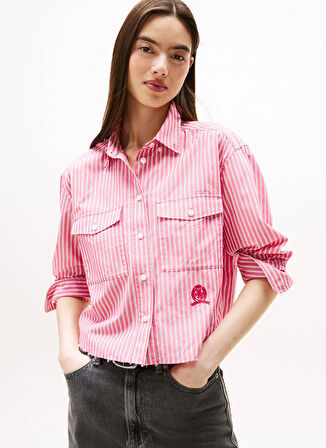 Tommy Jeans Standart Gömlek Yaka Çizgili Kırmızı Kadın Gömlek DW0DW21453XI5