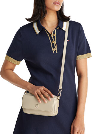 Tommy Hilfiger Kadın Çapraz Çanta AW0AW17680RBT