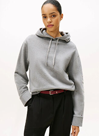 Tommy Hilfiger Kapüşon Yaka Baskılı Gri Kadın Sweatshırt WW0WW46127P61