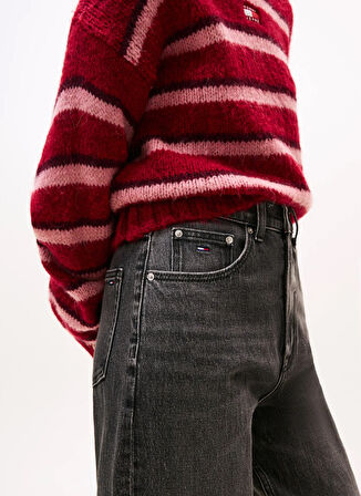 Tommy Jeans Yüksek Bel Düz Paça Tapered Fit Siyah Kadın Denim Pantolon DW0DW218121BZ