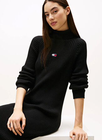 Tommy Jeans Balıkçı Yaka Nakışlı Siyah Uzun Kadın Elbise DW0DW22167BDS