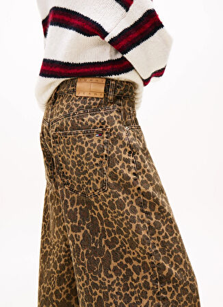 Tommy Jeans Yüksek Bel Geniş Paça Loose Fit Kahve Kadın Denim Pantolon DW0DW218331CE