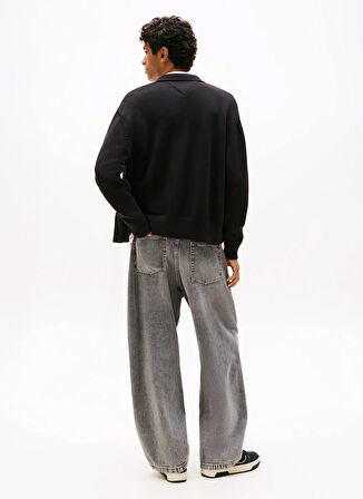 Tommy Jeans Fermuarlı Yaka Relaxed Düz Siyah Erkek Kazak DM0DM22106BDS TJM RLX TNL BADGE FZ