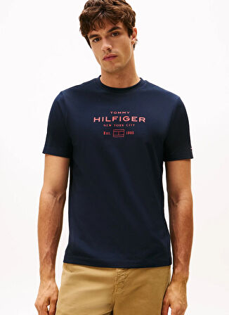 Tommy Hilfiger Bisiklet Yaka Mavi Erkek T-Shirt MW0MW40002DW5_HILFIGER STACK GRAPHI