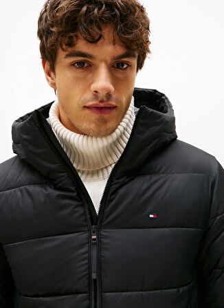 Tommy Hilfiger Normal Siyah Erkek Ceket MW0MW41983BDS_MID WEIGHT HOODED JAC
