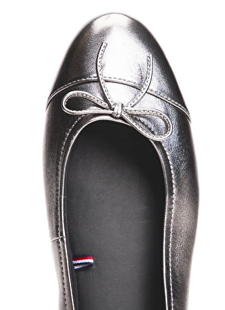 Tommy Hilfiger Deri Gümüş Kadın Babet FW0FW08920TRH