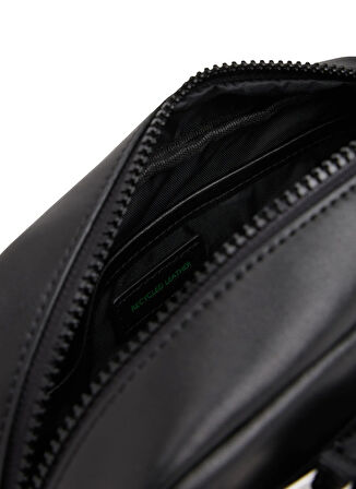 Tommy Hilfiger Siyah Traş Çantası TJM LINEAR LEATHER WASHBAG