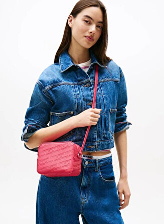 Tommy Jeans TJW Must Tamamı Baskılı Kamera Kadın Kırmızı Çanta AW0AW17865XI5
