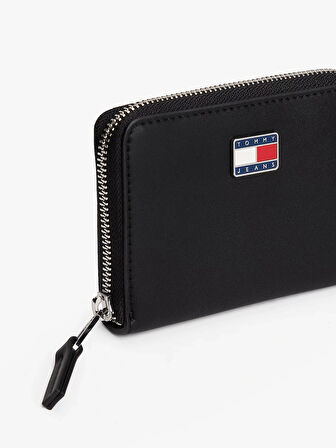 Tommy Jeans TJW Cool Orta Boy Fermuarlı Kadın Siyah Cüzdan AW0AW18031BDS