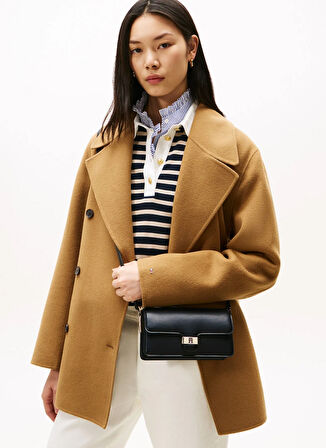 Tommy Hilfiger Siyah Kadın Çapraz Çanta AW0AW18028BDS