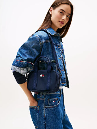 Tommy Hilfiger TJW Klasik Günlük Çapraz Askılı Kadın Mavi Çanta AW0AW17889C1G