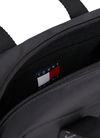 Tommy Hilfiger TJW Klasik Günlük Çapraz Askılı Kadın Siyah Çanta AW0AW17889BDS