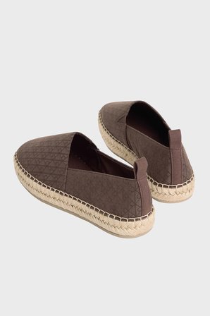 Calvin Klein Logolu Espadril HW0HW02933 Bayan ESPADRİL HW0HW02933 HJO KAHVE