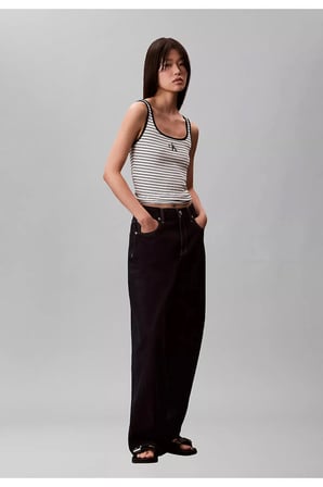 Kadın Slim Fit CK Logo İşlemeli Siyah T-Shirt