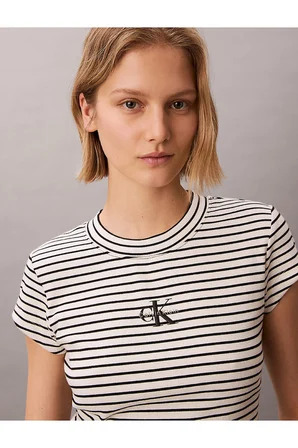 Calvin Klein Kadın Tişört-LV047F833G