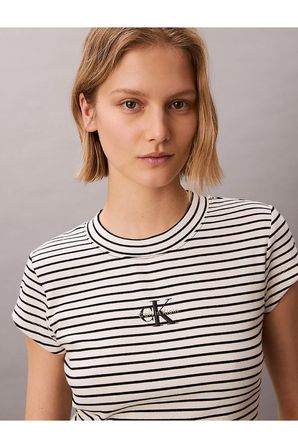 Calvin Klein Kadın Tişört-LV047F833G