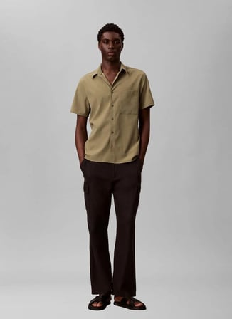 Calvin Klein Haki Erkek Gömlek LV04LF109GLDI_SS SOLID SEERSUCKER C
