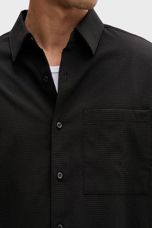 Calvin Klein Regular Fit Göğüs Cepli Gömlek LV04LF108GUB1 Erkek GÖMLEK LV04LF108G UB1 SİYAH