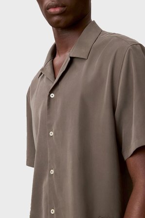 Calvin Klein Modal Karışımlı Relaxed Fit Kısa Kollu Gömlek LV04LF114G9O9 Erkek GÖMLEK LV04LF114G 9O9 KAHVE