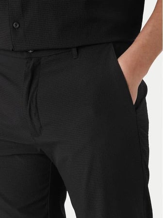 Calvin Klein Erkek Straight Fit Düz Paça Pantolon LV04LF609G