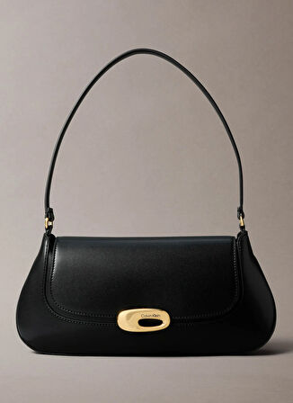 Calvin Klein Siyah Kadın Omuz Çantası LV04F3146G