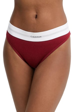 Calvin Klein Kadın Kırmızı Külot LV00QF8022