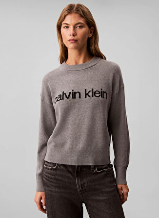Calvin Klein Jeans Yuvarlak Yaka Standart Baskılı Gri Kadın Kazak LV047C311GP7E