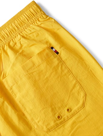 TOMMY HILFIGER Erkek Marka Logolu Günlük Kullanıma Uygun Sarı Deniz Şortu UM0UM03477 ZFT
