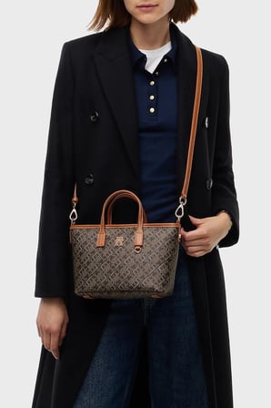 Tommy Hilfiger Logolu Çıkarılabilir Askılı Çanta Kadın ÇANTA AW0AW18848 0GJ SİYAH