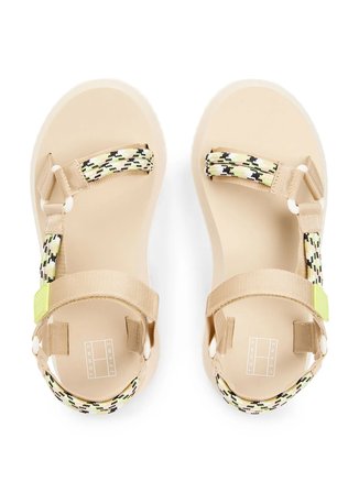 Tommy Hilfiger Bej Kadın Sandalet EN0EN02970AES